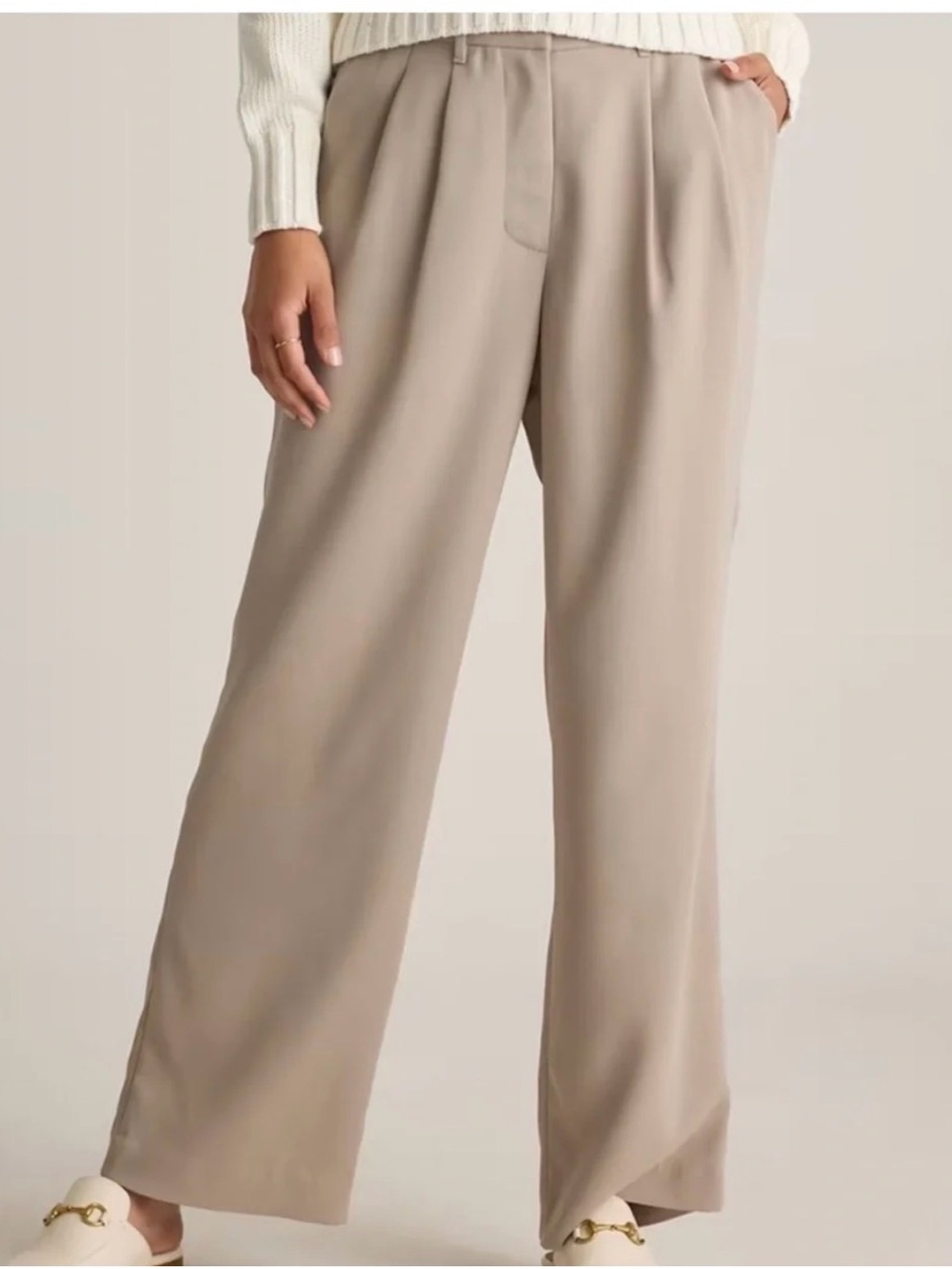Pleated trousers - Picture 3 of 3